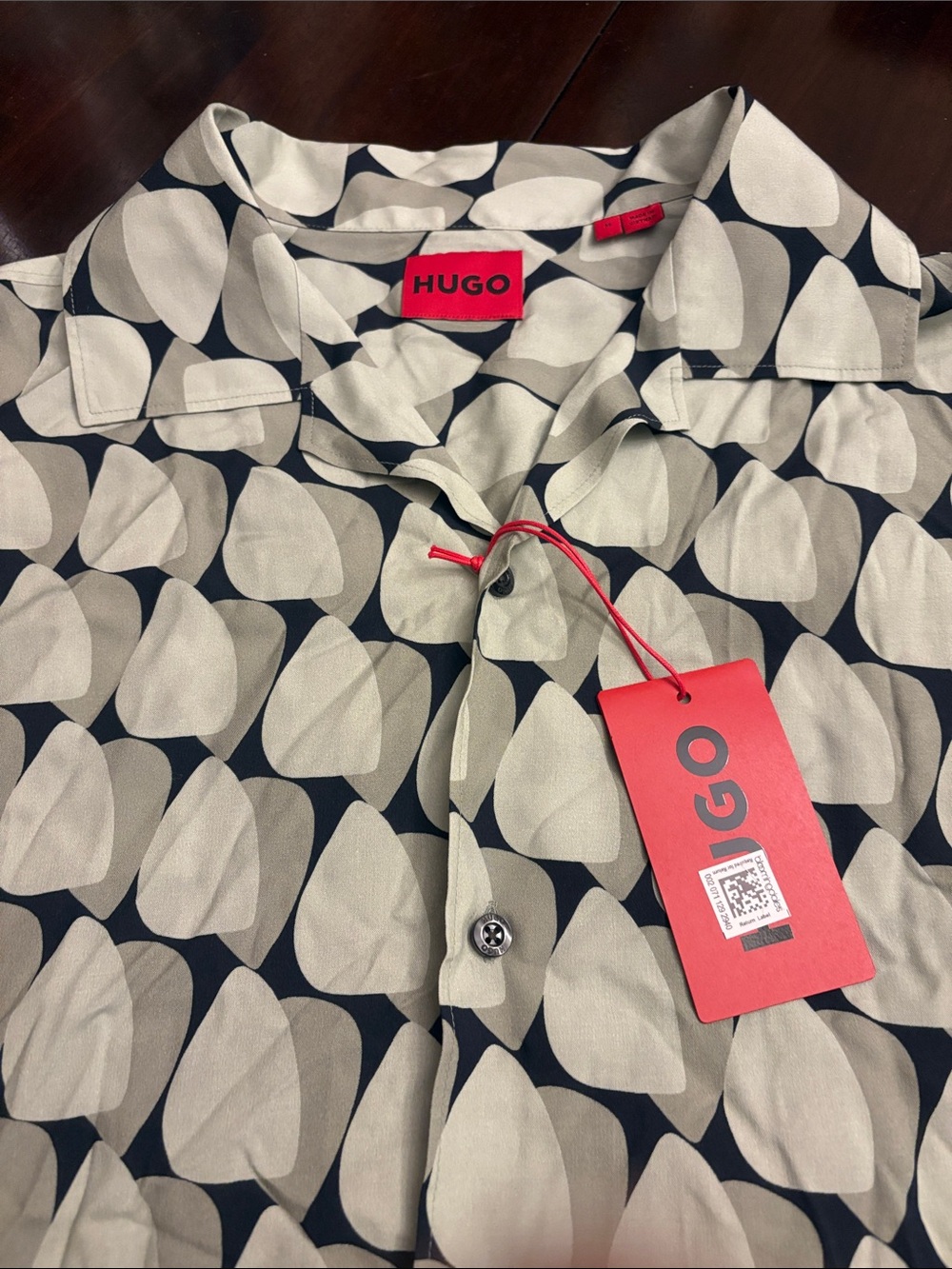 HUGO Black & Cream Geometric-Print Casual Button-Down Shirt